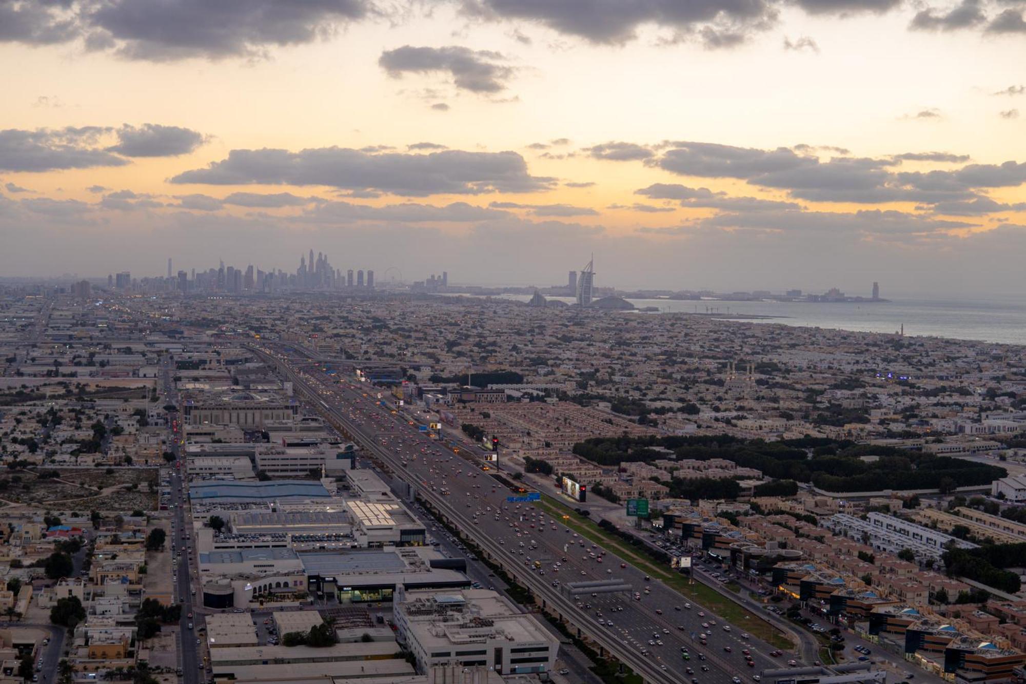 Stunning 3br W Panoramic Views In Aykon Dubai